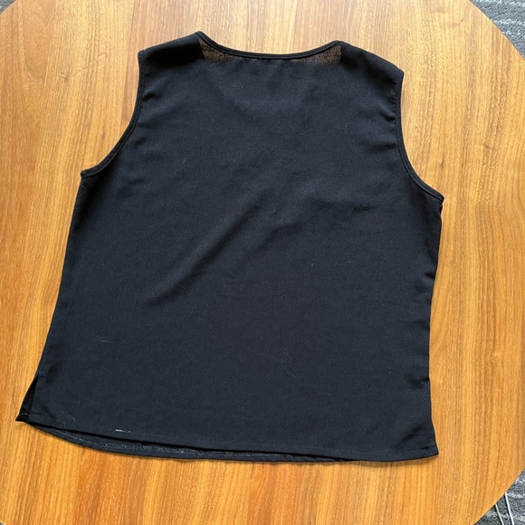 Black embroidered top - Picture 2 of 3